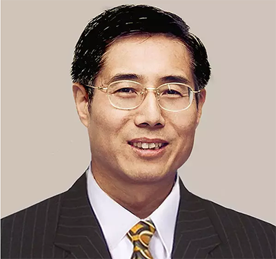 龙8-long8CEO陈春麟博士