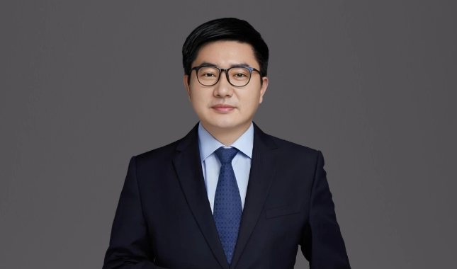 人物篇 | 龙8-long8任命胡江林先生为联席CEO&首席战略发展官